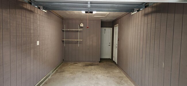 Building Photo - 3002 NW 76th Terrace