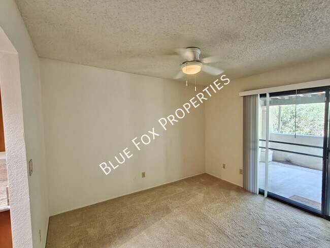 Building Photo - 983 W Palma De Pina