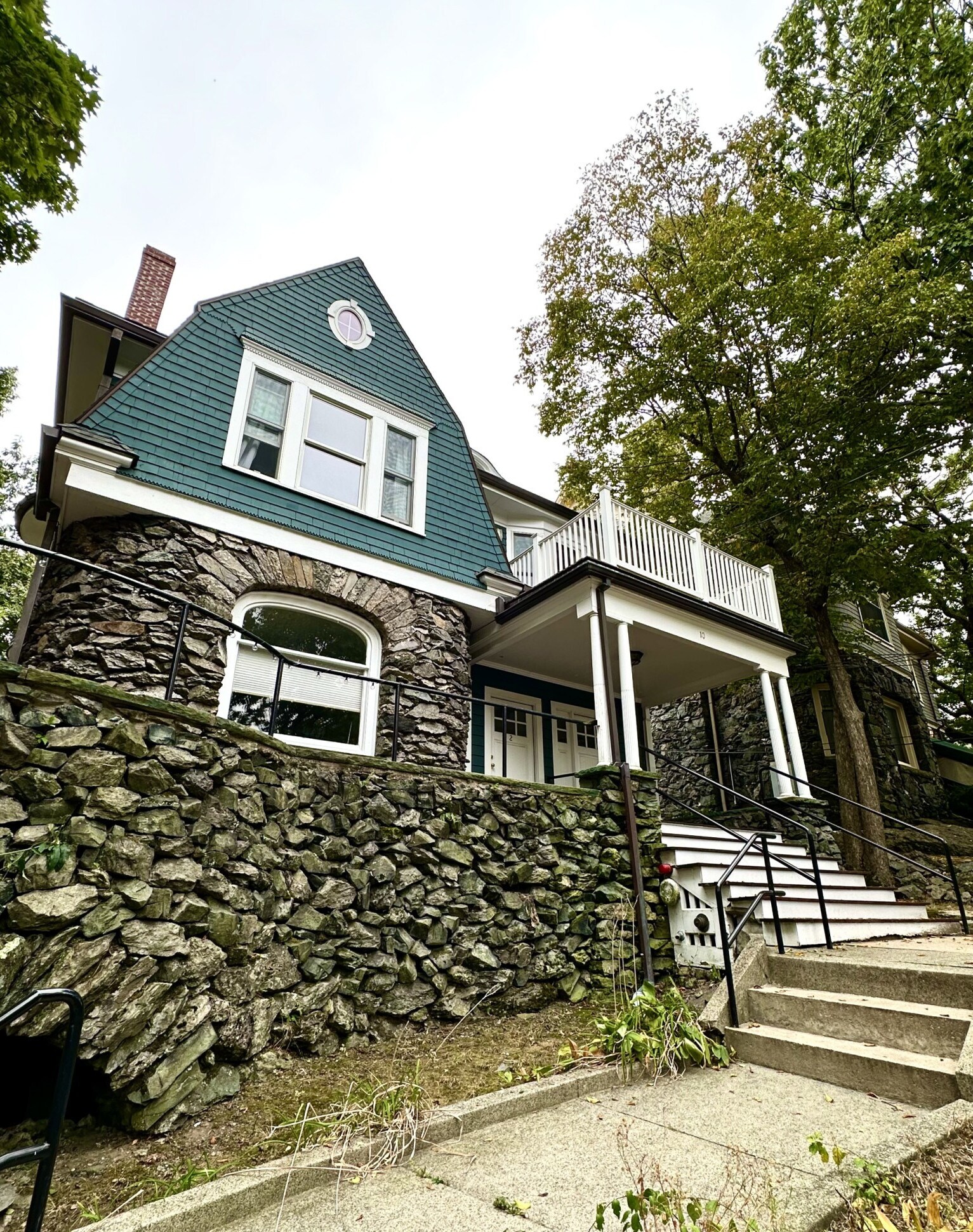 Building Photo - 10 Selkirk Rd