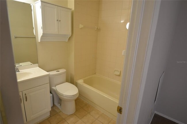 Building Photo - 3379 Fox Hunt Dr