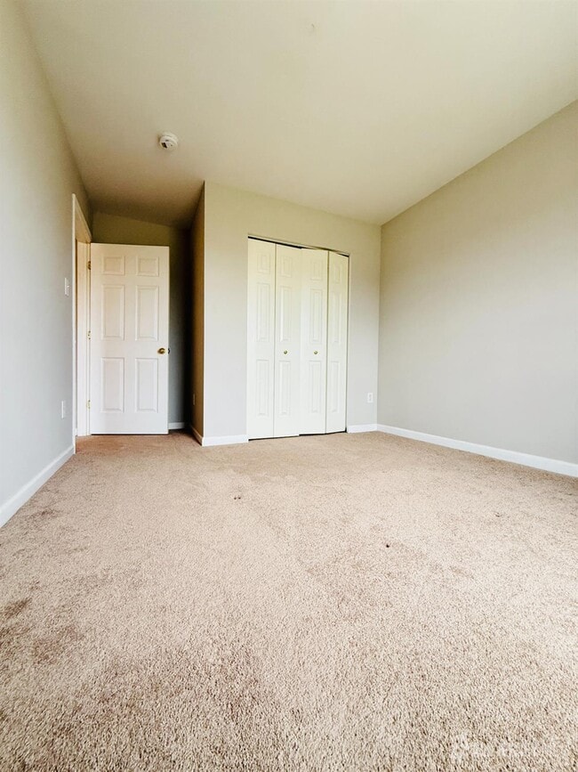 Building Photo - 47 Peppermint Dr