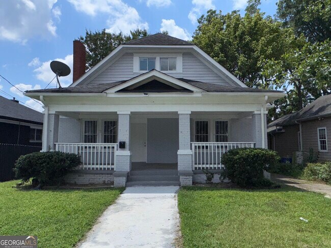 Primary Photo - 1462 Lucile Ave SW