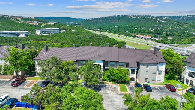 Building Photo - 6000-5 Shepherd Mountain Cove