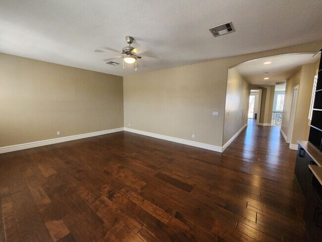 Building Photo - Beautifully Upgraded Southern Highlands Ga...