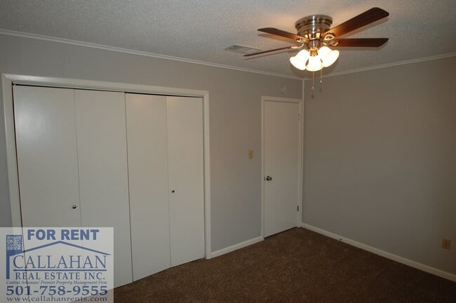 Building Photo - Benton Home