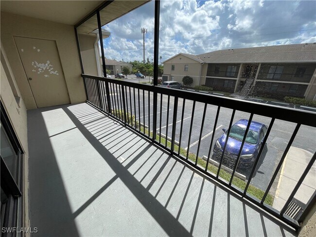 Building Photo - 5317 Summerlin Rd