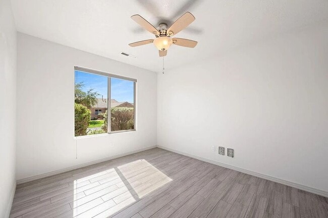 Building Photo - 1630 E 2450 S St