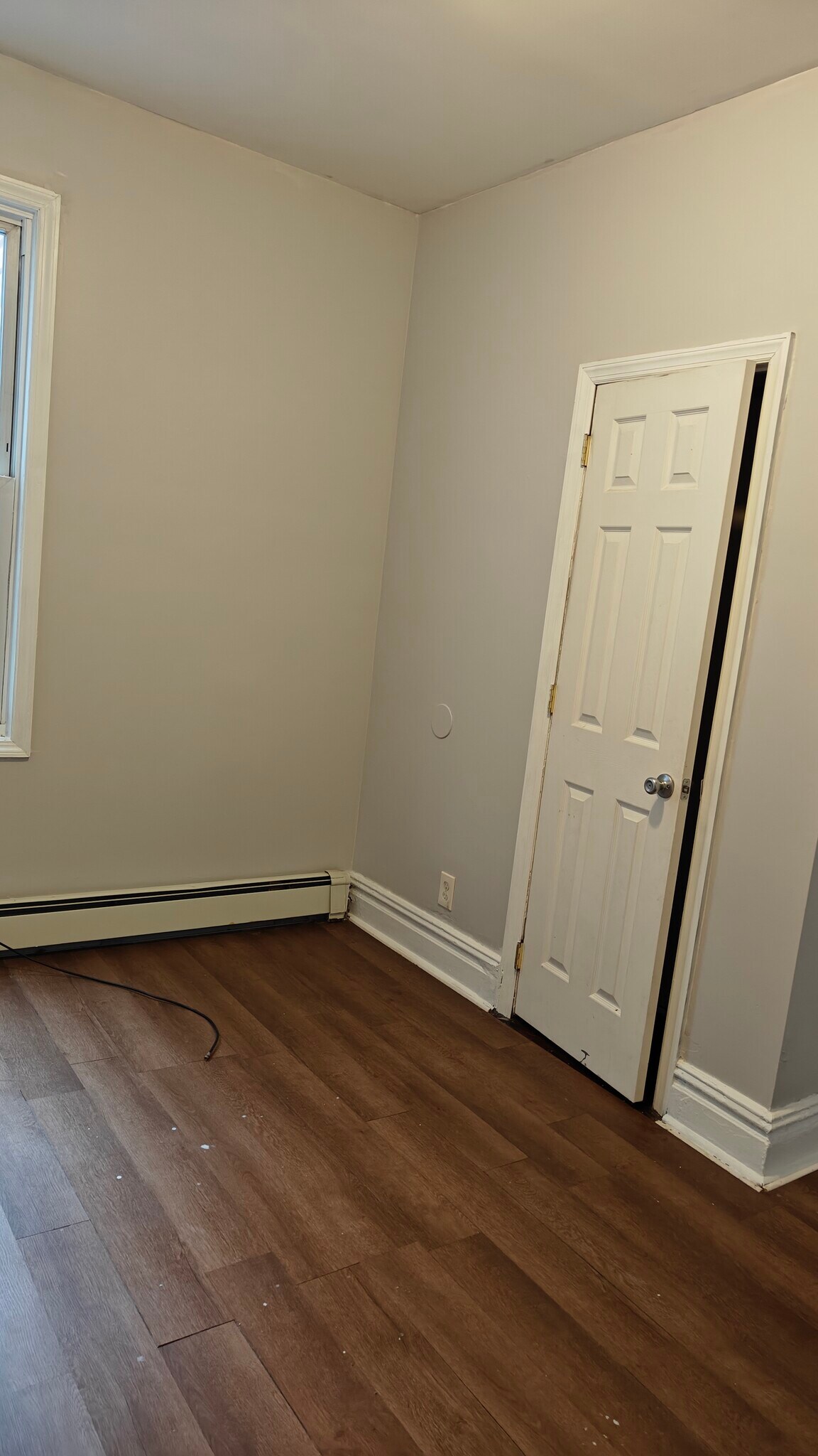 Building Photo - 166 Lexington Ave