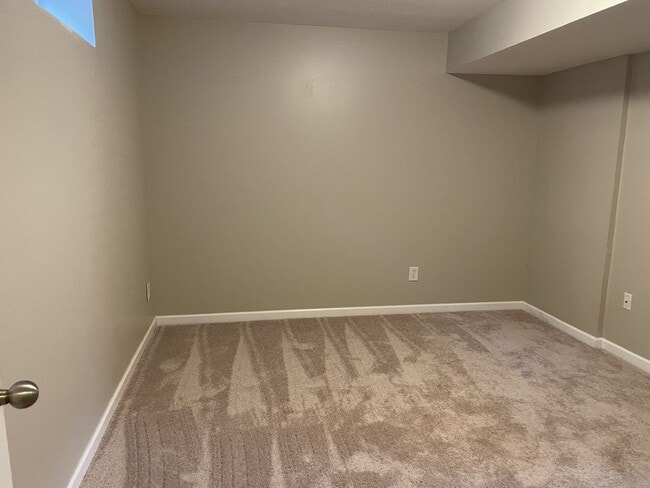 Building Photo - 3 Bedroom/2.5 Bath Townhome in Great Location