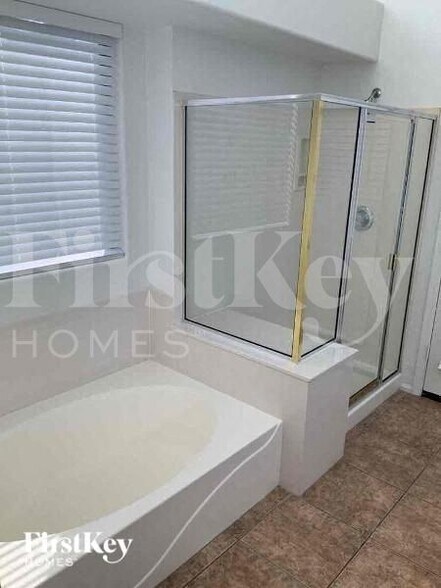 Building Photo - 5354 N Rattler Ct