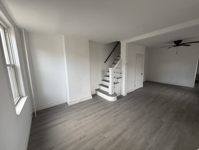 Building Photo - 4148 Orchard St