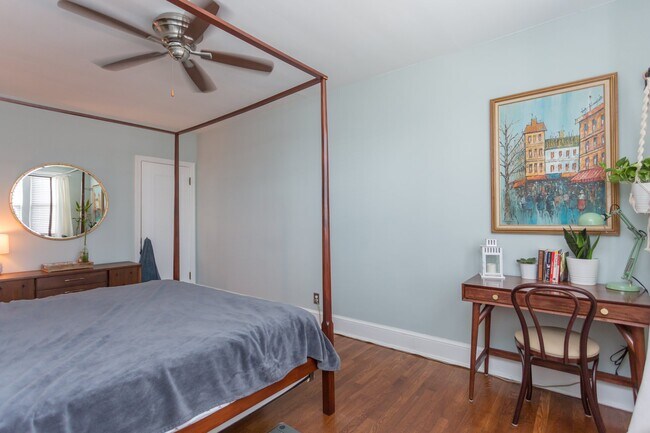 Building Photo - 1301 Longfellow St NW
