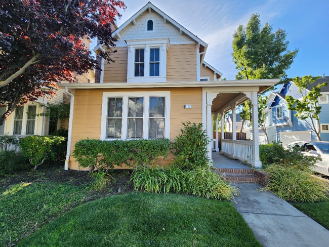 Building Photo - 1117 Baywood Ln