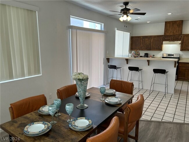 Building Photo - 6672 Golden Pond Cir