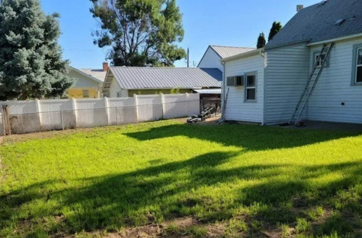 Fenced Backyard - 605 W Whitman Dr
