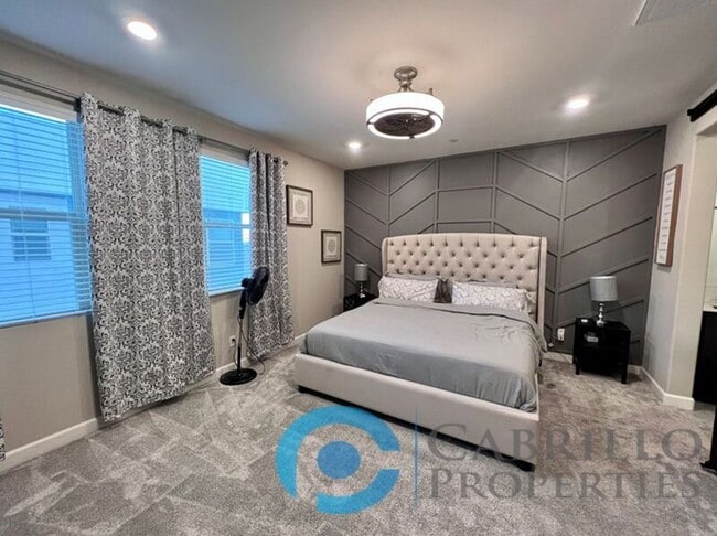 Building Photo - 1840 Mint Ter