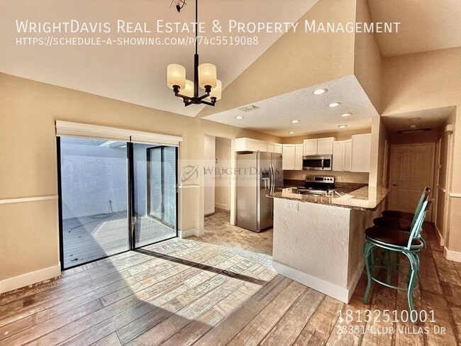 Building Photo - 23331 Club Villas Dr