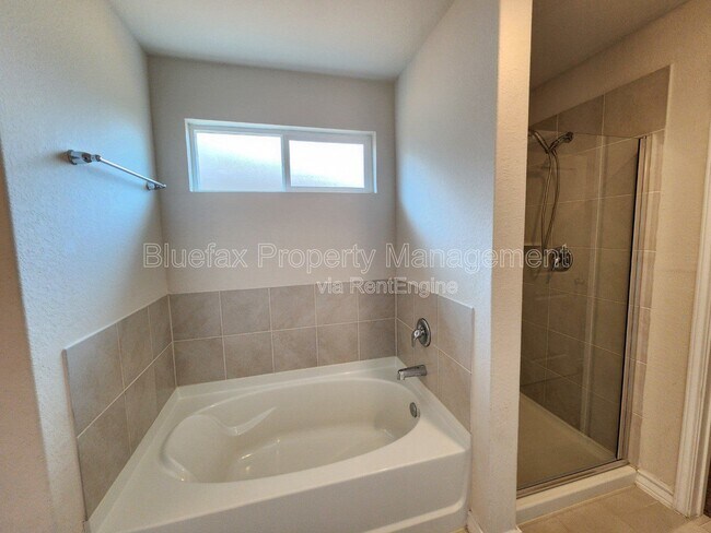 Building Photo - 13129 Whisper Bnd
