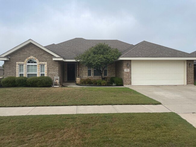 3/2/2 WYLIE! Ready for move in! - 3/2/2 WYLIE!  Ready for move in!