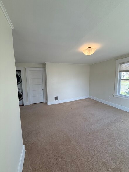 Living Room - 103 Birdsey Ave