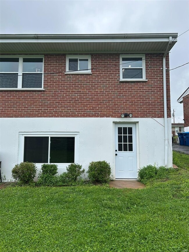 Building Photo - 10939 Brookings Dr