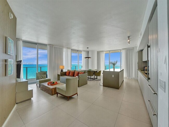 Building Photo - 4111 S Ocean Dr