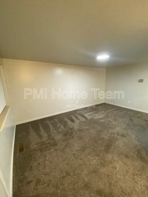 Building Photo - 3476 Brinker Ave