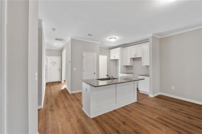 Building Photo - 2840 Laurel Ridge Cir