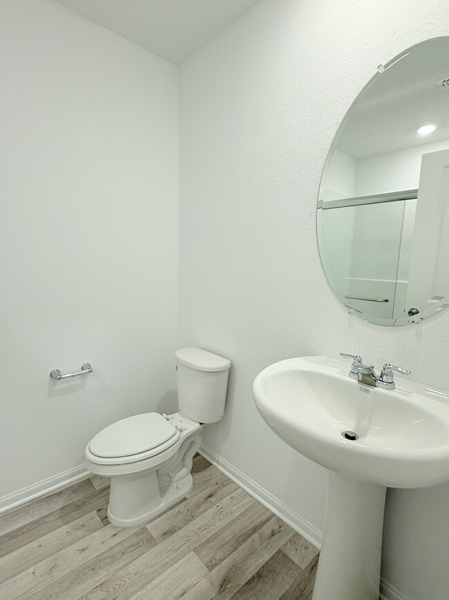 Building Photo - 6038 Swift Lariat St