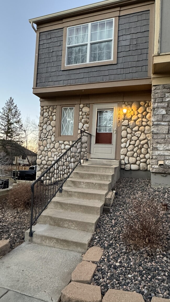 Building Photo - 2603 E Nichols Cir