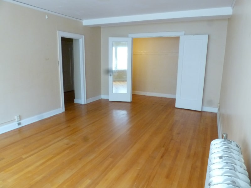 Building Photo - 440 N Park Ave