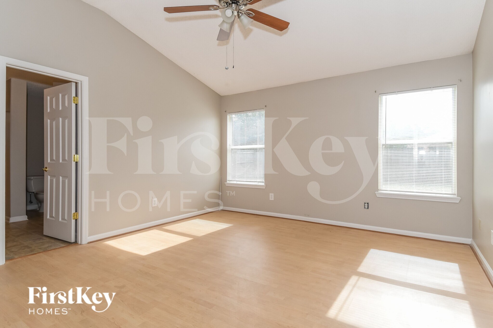Building Photo - 12658 Holly Springs Ct
