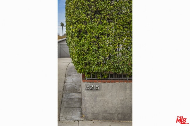 Building Photo - 5215 Almaden Dr