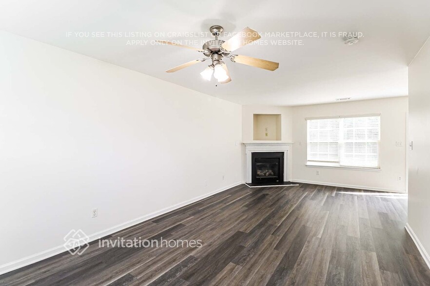 Building Photo - 214 Glencroft Dr