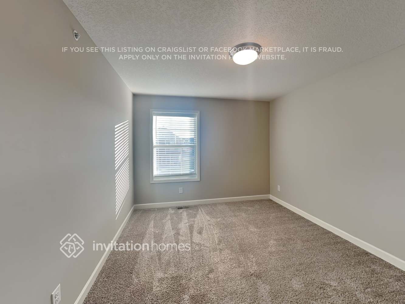 Building Photo - 10946 Zest St NE