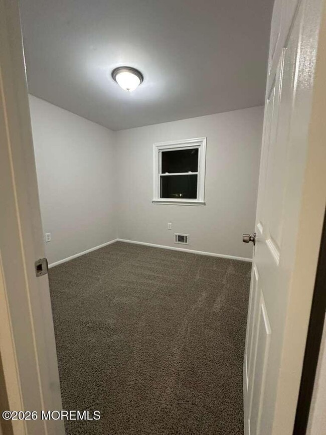 Building Photo - 24 Cedar Hill Ln