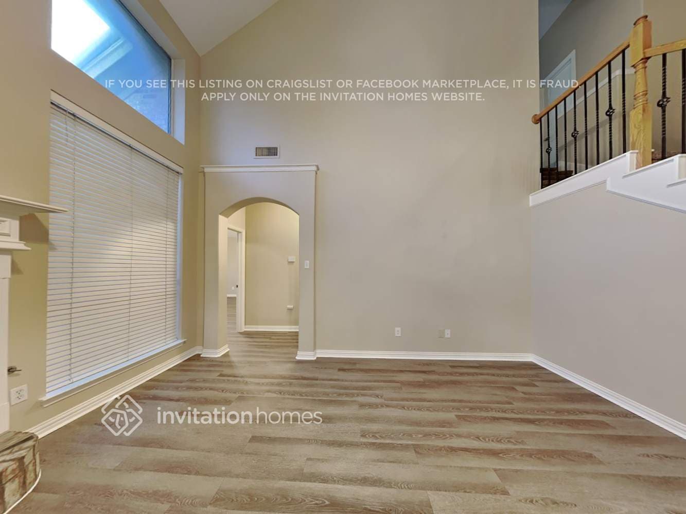 Building Photo - 2206 Kingsley Dr