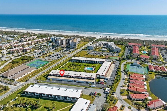 Building Photo - 11 Dondanville Rd