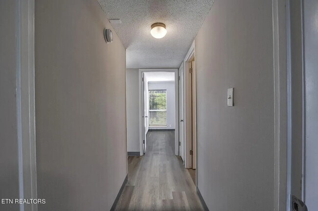 Building Photo - 400 Dublin Dr