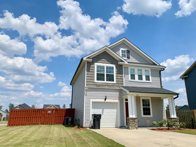 Primary Photo - 456 Brantley Cove Cir