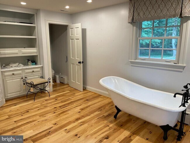 Building Photo - 3317 Black Rock Rd