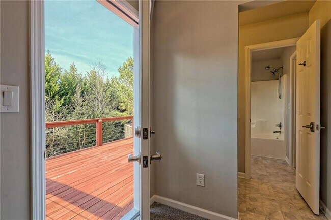Building Photo - 5145 Fieldgate Ridge Dr