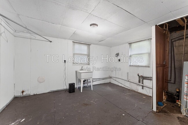 Building Photo - 1610 N 18th St