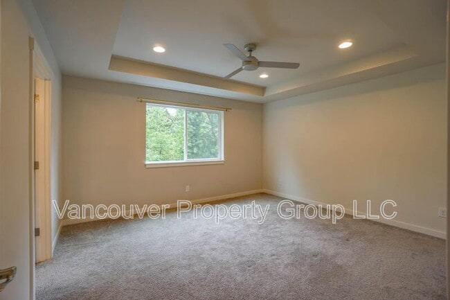 Building Photo - 2904 NE 161st Ct