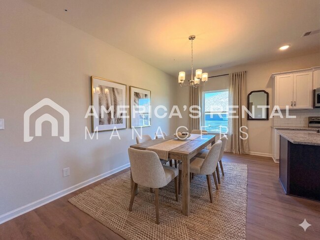 Building Photo - Modern Living in Havenridge! Sign a 13-month lease by 5/15/2026 and receive a leasing incentive e...