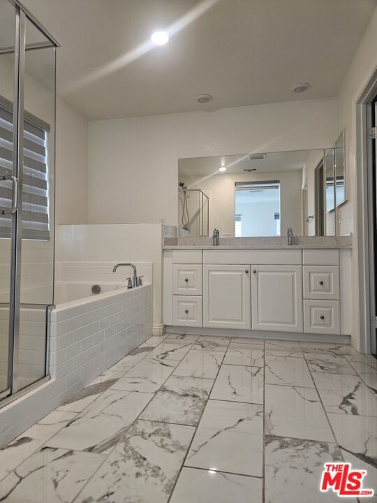 Building Photo - 1671 Yarrow Pl