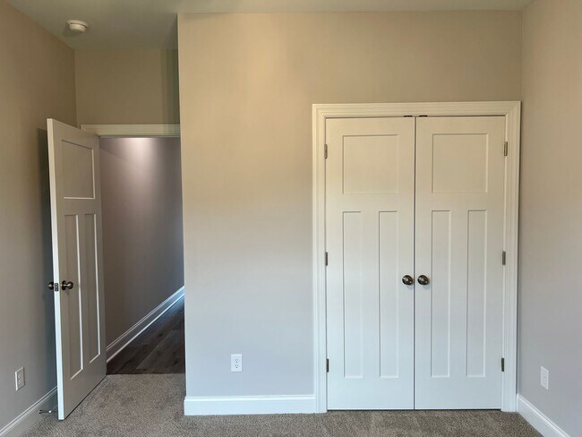 Building Photo - New Home in the Cottages at Blue Ridge