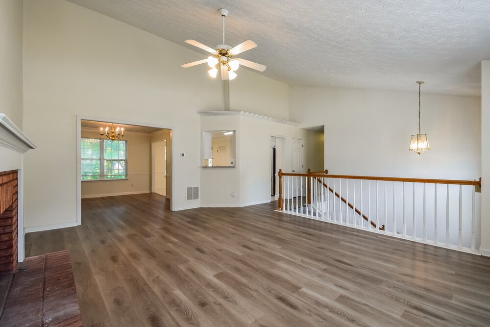 Building Photo - 976 Masters Ln
