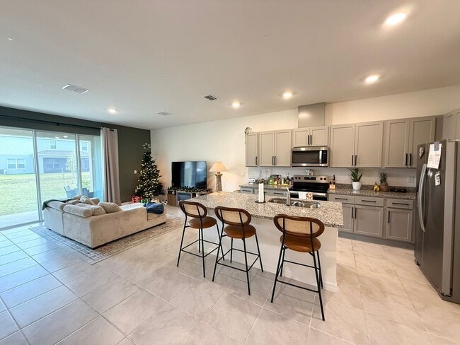 Building Photo - 641 Preston Cv Dr