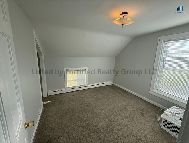 Building Photo - 132 Briggs Rd